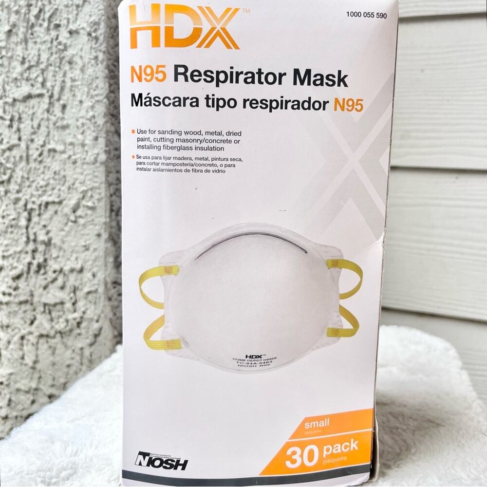 30 Pack NWT HDX N95 Respirator Mask CONTOUR FIT Face Mask